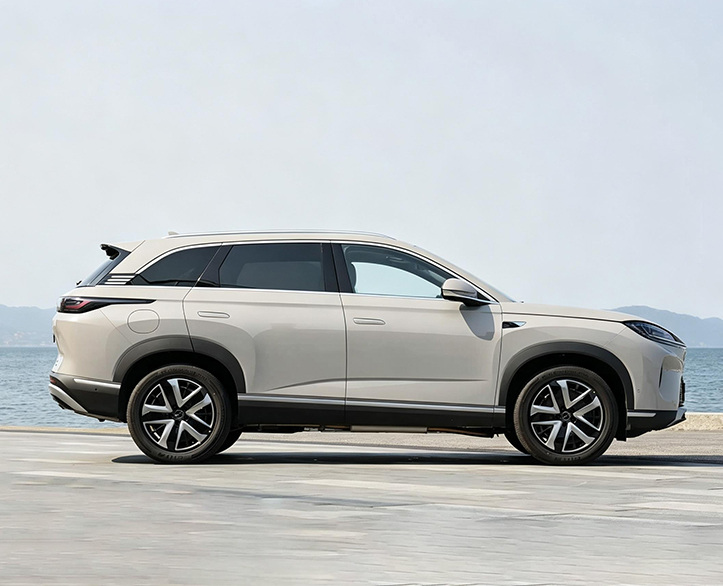 BYD Sealion 7