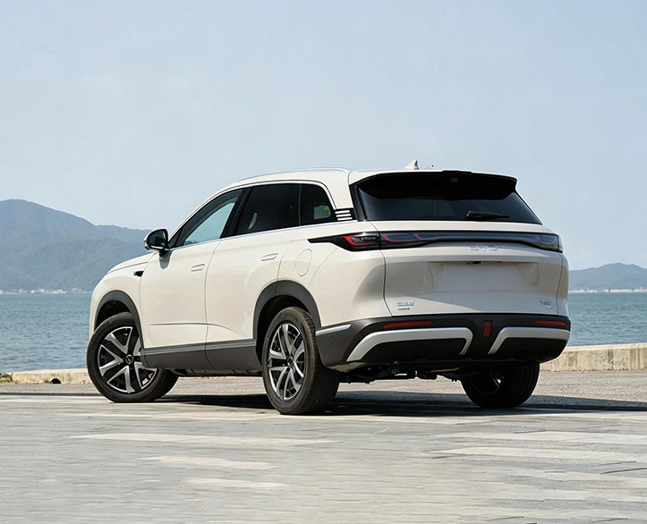 BYD Sealion 7