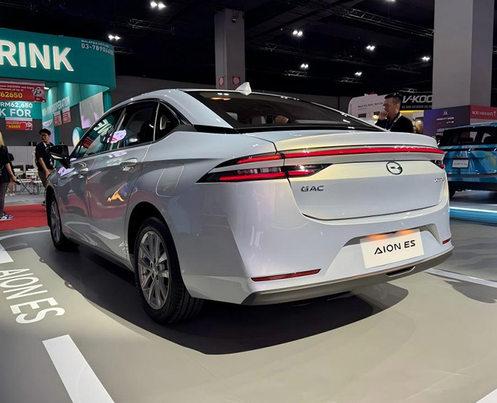 GAC RHD Aion ES