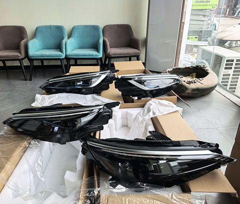 Vehicle lamps