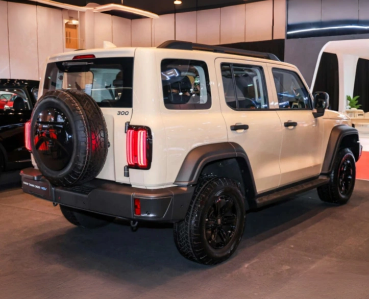 TANK 300 HEV RHD | 4WD Hybrid SUV Export Supplier
