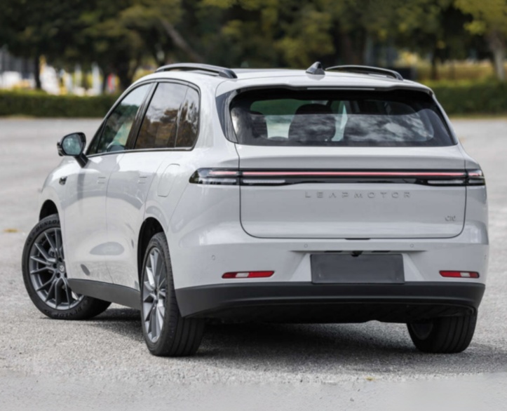 LEAPMOTOR C10 EV RHD· Rear-Wheel Drive