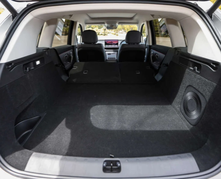 LEAPMOTOR C10 EV RHD· Rear-Wheel Drive