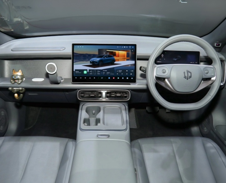 LEAPMOTOR B05 EV RHD | Right Hand Drive Electric Hatchback
